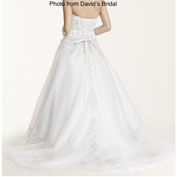 Ballgown Wedding Dress - Sz 8 - Strapless Tulle Satin Bodice - Picture 9 of 11